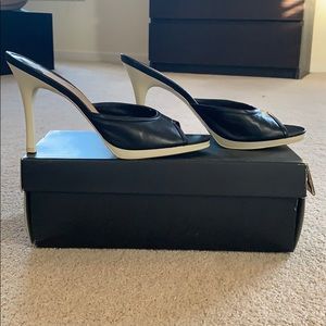 BCBG max azria heels